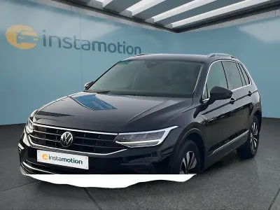 Gebraucht VW Tiguan 150 PS (110 kW) 2023 Schwarz SUV