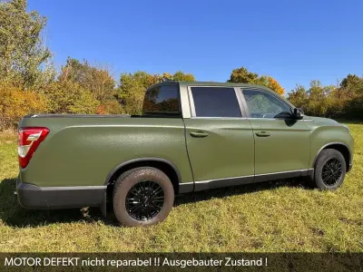 Gebraucht SsangYong Musso 203 PS (149 kW) 2023 Grün Pickup