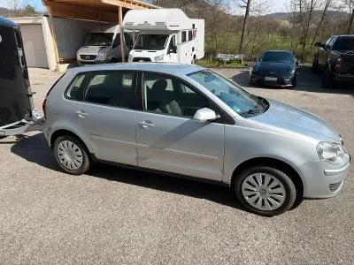 Gebraucht VW Polo 70 PS (51 kW) 2009 Silber Kleinwagen