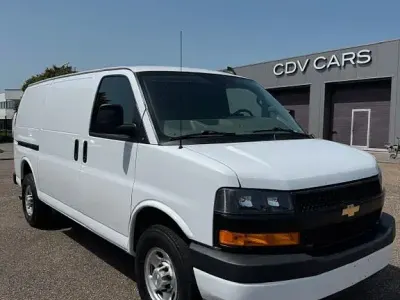 Gebraucht Chevrolet Express 400 PS (294 kW) 2024 Weiß Van / Kleinbus