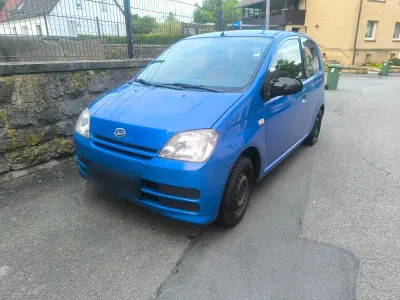 Gebraucht Daihatsu Cuore 60 PS (44 kW) 2007 Blau Kleinwagen