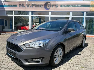 Gebraucht Ford Focus Trend 101 PS (74 kW) 2016 Braun Limousine