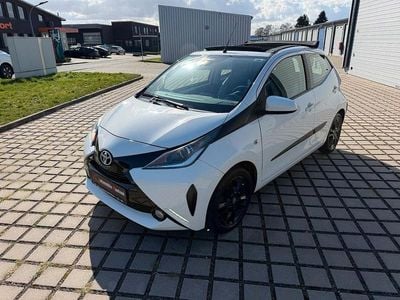 Gebraucht Toyota Aygo X-wave 69 PS (50 kW) 2016 Weiß Kleinwagen
