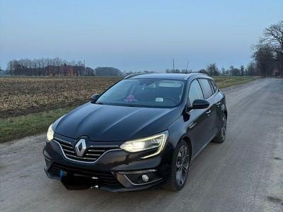 Schwarz Gebraucht 2017 Renault Mégane IV Bose Edition Limousine | 8.990 € (Guter Preis)