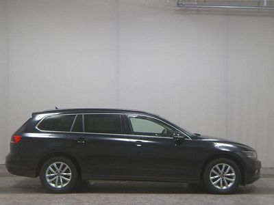 Schwarz Gebraucht 2021 VW Passat Business Kombi | 15.280 € (Guter Preis)