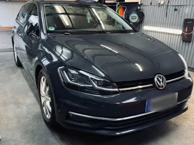 Gebraucht VW Golf VII R 150 PS (110 kW) 2019 Grau Kombi