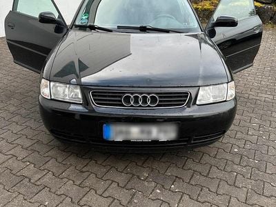 Gebraucht Audi A3 101 PS (74 kW) 1998 Schwarz Kleinwagen