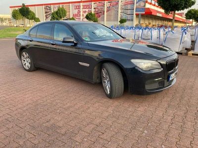 BMW 740