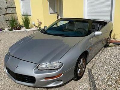Second-hand Chevrolet Camaro 193 CP (141 kW) 1998 Argintiu Cabrio