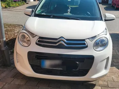 Gebraucht Citroën C1 51 PS (37 kW) 2016 Weiß Kleinwagen
