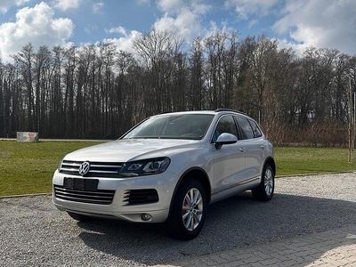 Gebraucht VW Touareg 204 PS (150 kW) 2012 Silber SUV