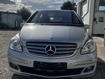 Usata Mercedes B200 136 CV (100 kW) 2006 Argento Monovolume