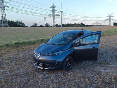 Grau Gebraucht 2018 Renault Zoe Bose Edition Kleinwagen | 10.399 € (Teuer)