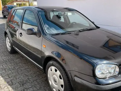 Brugt VW Golf III 100 HK (73 kW) 1998 Sort Sedan