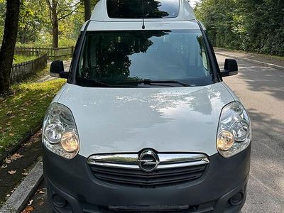 Gebraucht Opel Combo 136 PS (100 kW) 2016 Weiß Van / Kleinbus