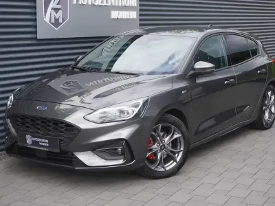 Gebraucht Ford Focus ST-Line X 150 PS (110 kW) 2021 Magneticgrau metallic Limousine