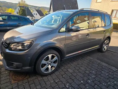 Brugt VW Touran Cross 140 HK (102 kW) 2013 MPV
