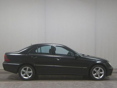 Usata Mercedes C200 163 CV (119 kW) 2006 Nero Berlina