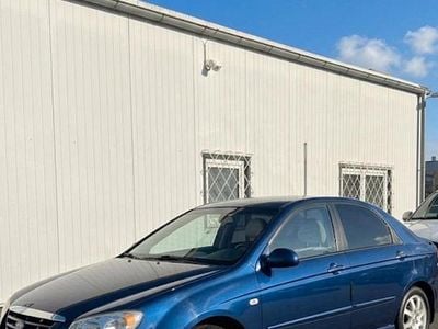 Gebraucht Kia Cerato 143 PS (105 kW) 2005 Blau Limousine