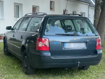 Gebraucht VW Passat Comfortline 130 PS (95 kW) 2002 Blau Kombi