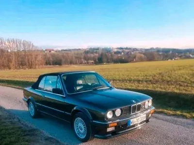 Gebraucht BMW 320 120 PS (88 kW) 1988 Schwarz Cabrio