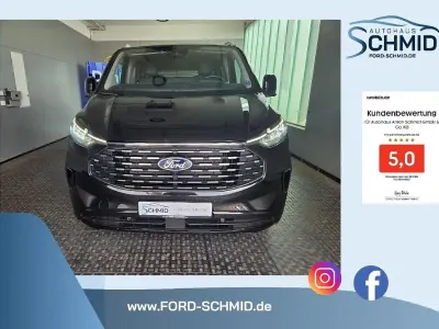 Gebraucht Ford Tourneo Titanium 170 PS (125 kW) 2025 Schwarz Van / Kleinbus