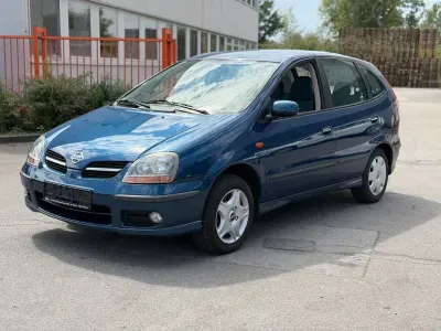 Gebraucht Nissan Almera Tino Acenta+ 116 PS (85 kW) 2000 Van / Kleinbus