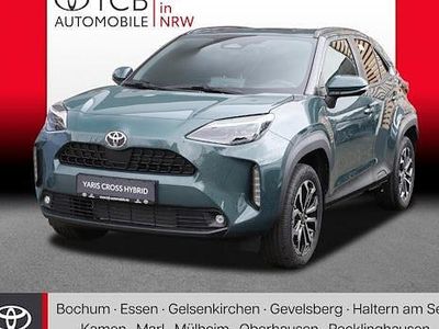 Neu Toyota Yaris Cross 130 PS (95 kW) 2025 Grün SUV