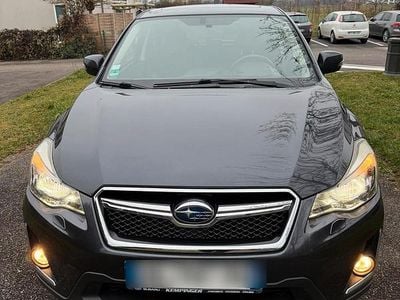 Grau Gebraucht 2017 Subaru XV SUV | 8.999 €