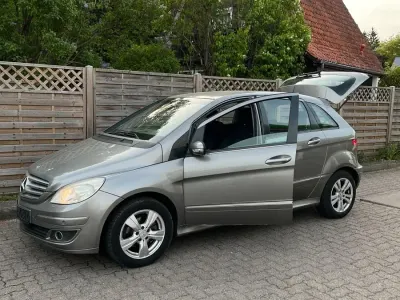 Używany Mercedes B170 116 KM (85 kW) 2005 Szary Minivan
