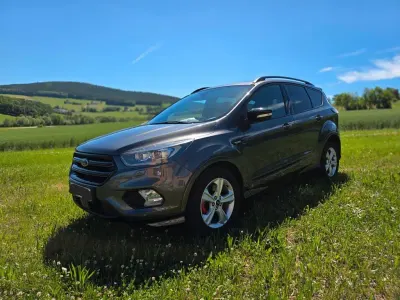 Gebraucht Ford Kuga ST-Line 230 PS (169 kW) 2019 Grau SUV