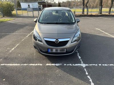 Gebraucht Opel Meriva Edition 120 PS (88 kW) 2012 Braun Van / Kleinbus
