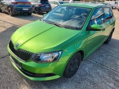 Gebraucht Skoda Fabia Cool Edition 90 PS (66 kW) 2016 Grün Limousine