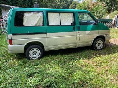 Gebraucht VW Caravelle 102 PS (75 kW) 1999 Grau Van / Kleinbus