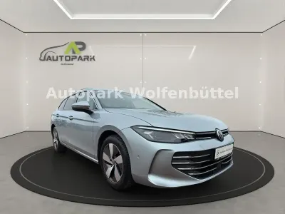 Gebraucht VW Passat Business 150 PS (110 kW) 2024 Silber Kombi