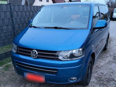 Second-hand VW T5 Highline 179 CP (131 kW) 2010 Albastru Van
