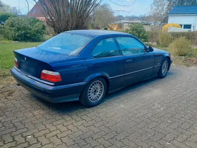Gebraucht BMW 323 170 PS (125 kW) 1995 Blau Coupé
