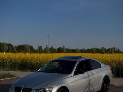 BMW 325