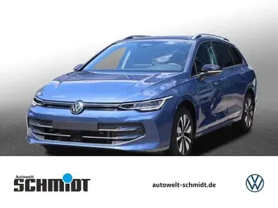 Gebraucht VW Golf VIII Goal 116 PS (85 kW) 2025 Blau Kombi