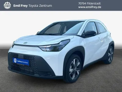 Neu Toyota Aygo X Active 92 PS (67 kW) 2026 Weiß SUV