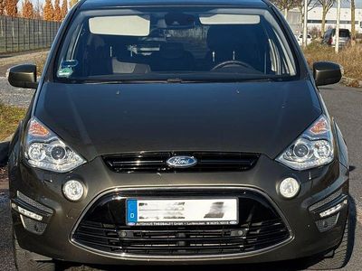 Gebraucht Ford S-MAX Titanium 163 PS (119 kW) 2013 Grün Van / Kleinbus