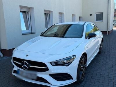 Mercedes CLA250e Shooting Brake