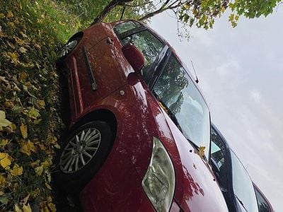 Rot Gebraucht 2006 Suzuki Swift Kleinwagen | 4.300 € (Teuer)