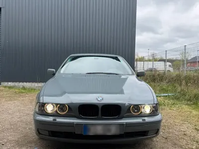 Gebraucht BMW 528 M Sport 193 PS (141 kW) 1999 Grau Limousine