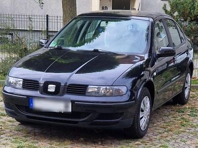 Schwarz Gebraucht 2002 Seat Toledo Limousine | 1.950 € (Fairer Preis)