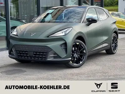Neu Cupra Raval VZ 155 kW (211 PS) 2026 Grün Limousine