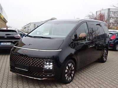 Gebraucht Hyundai Staria Signature 177 PS (130 kW) 2022 Abyss black / mic Van / Kleinbus