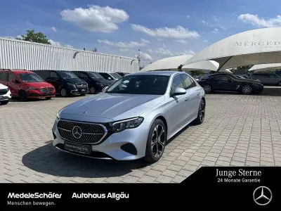 Gebraucht Mercedes E300 Avantgarde 197 PS (144 kW) 2023 Lack hightechsilber Limousine