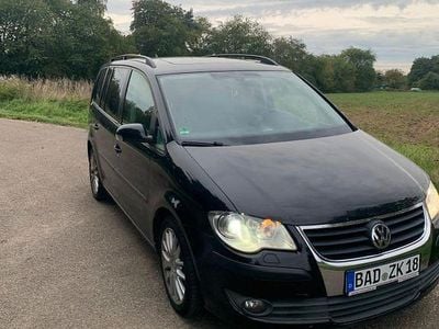 Gebraucht VW Touran 140 PS (102 kW) 2008 Schwarz Van / Kleinbus