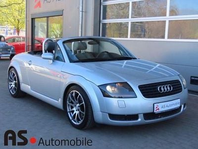 Usado Audi TT Roadster Sport 150 HP (110 kW) 2002 Prateado Cabrios